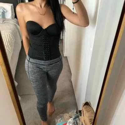 BEST SELLER Entrenador de cintura adelgazante negro para el cuerpo Foto 1 de 4