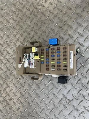 Subaru Outback Legacy 2010 2011 2012 cabina caja de fusibles OEM 82201AJ00A Foto 1 de 4