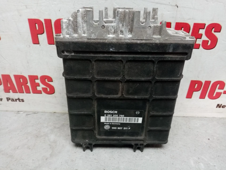 Volkswagen Golf 1992-1998 Engine ECU Bosch 0261 200 760   1H0 907 311 F — 第 1/3 张图片