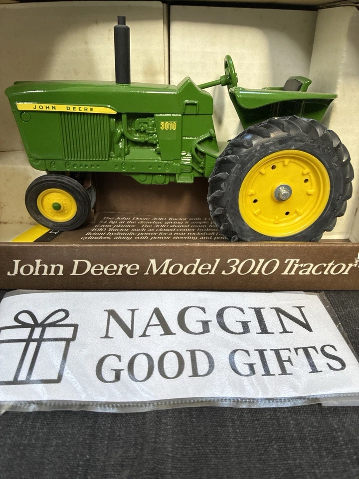 Ertl John Deere 1960 Model 3010 Diesel Tractor Diecast 1 16
