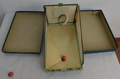 JUEGO DE JUGUETE DE BALONCESTO DE MESA RARO VINTAGE, COMPLETO, MUY BUENAS CONDICIONES, CAJA Foto 1 de 4