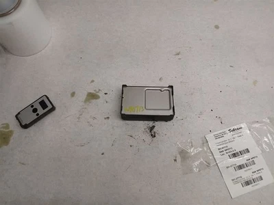 Chasis ECM caja de transferencia tablero derecho compatible con 13-15 Ram 1500 Dodge 2768311 Foto 1 de 4