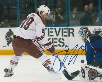 SHANE DOAN SIGNED PHOENIX COYOTES CAPTAIN 8x10 PHOTO #4 Autograph ARIZONA - Image 1 of 2