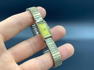 VTG Swiss CIVITAS Woman 20 Micron Gold Filled Wrist Watch Marked 2476561 c.1942 - Picture 1 of 15