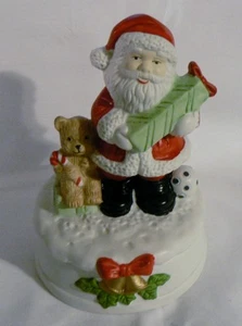 "FIGURA MUSICAL SANTA CLAUS JUEGA ""HERE COMES SANTA CLAUS"" ESTATUA 6" - Imagen 1 de 3