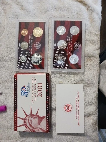 2001 Silver Proof Set U.S. Mint Original Government Packaging Collectible Cover