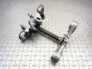 2003 01-05 KAWASAKI ZR750 ZR7S ZR 750 TRIPLE TREE BOTTOM TOP CLAMP STEM STRAIGHT - Picture 1 of 12