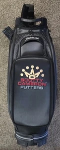 TITLEIST SCOTTY CAMERON TOUR STAFF GOLF BAG, RARE! (T-424) NEW WITH TAGS - Picture 1 of 7