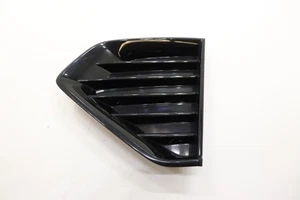 Cadillac CT4 2021 parrilla moldura delantera izquierda 84636630 - Imagen 1 de 10