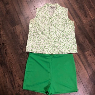 Conjunto de camisa y corto vintage floral verde sin mangas - talla 40-44 JC Penney Foto 1 de 4