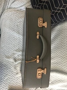 Vintage props 1960’s cardboard leather coated travel case gb trademark - Picture 1 of 18