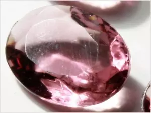 Large Czech vintage oval faceted purple glass rhinestone 20mm - Picture 1 of 3