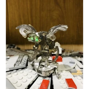 Bakugan B2 traslucido Darkus Razenoid Mechtanium Surge - Foto 1 di 2