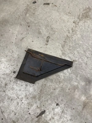 Puerta desviadora calefacción inferior Jeep CJ 1978-86 CJ-7 CJ7 CJ-5 CJ5 CJ8 78-86 Foto 1 de 2