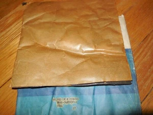 Sello de tubo de llenado de combustible Ford Fairmont 1980-1983 D8BZ-5428630-A nuevo de lote - Imagen 1 de 2