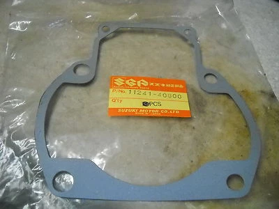 Junta de cilindro original Suzuki 1980-1981 PE400 doble propósito 11241-40900 NOS Foto 1 de 3