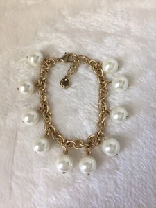 Gold Tone Chain Link Bracelet with White Pearl Charms - NEW!! - Picture 1 of 3