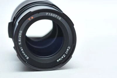 Hasselblad 250mm f5.6 Zeiss Sonnar CF T* Lens - Image 1 of 3