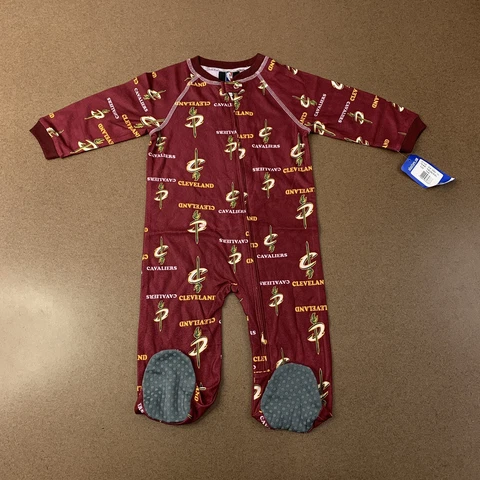 Cleveland Cavaliers NBA Maroon 18 Months Footed Baby Pajamas NWT Cover