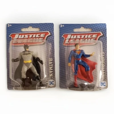 Figuras de acción Batman y Superman Liga de la Justicia DC juguetes o adornos para pasteles NUEVO Foto 1 de 4