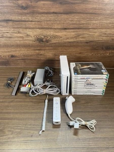 Nintendo Wii Spielkonsole Bundle Spiele Controller & Nunchuck Original Official 5 - Bild 1 von 14