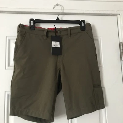 Nuevo con etiquetas Pantalones Cortos Five Four Welby Elastizados Calce Moderno con Cintura Cómoda Oliva TALLA 31 Foto 1 de 4