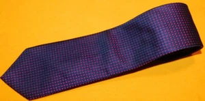 MEN'S THOMAS PINK RED/BLUE DOTS MOTIF TIE - TIES - NECK TIES - DESIGNER TIES. - Bild 1 von 3