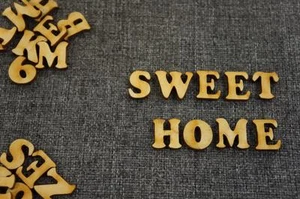 260+ Plain Wooden 2cm Letters Digits Adhesive Letter Numbers Embellishment (2) - Picture 1 of 4