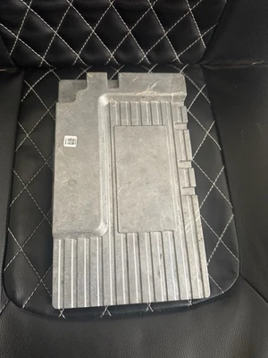 2015 Challenger SRT Charger 300 OEM Logic 7 Radio Speaker Amplifier 68217550AD - Bild 1 von 3