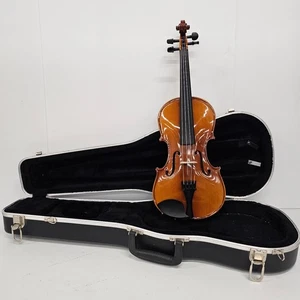 Violín WM Lewis & Sons 4/4 WL16E4 + Estuche Rígido (Falta arco) - Imagen 1 de 10