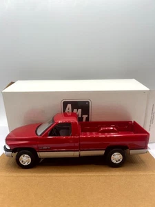 AMT ERTL 1994 Dodge Ram 2500 1:25 Scale Red & Silver Diecast Pickup Truck Toy - Picture 1 of 7