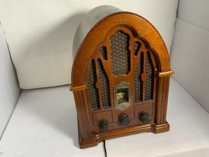 Vintage GE AM/FM Wooden Cathedral Replica Radio Model 7-4100JA Vintage Tested - Picture 1 of 8