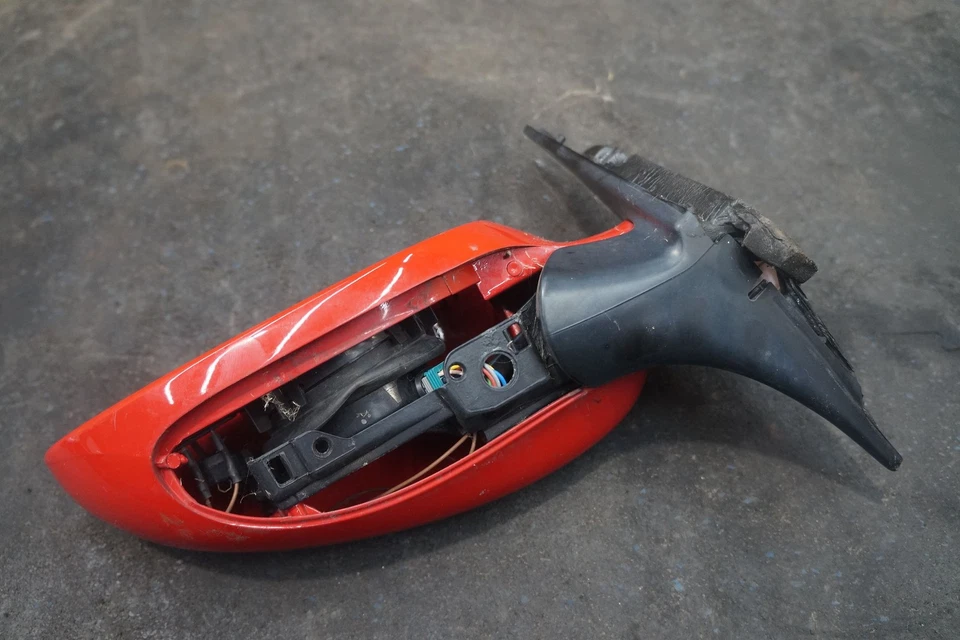 Protectores de espejo retrovisor puerta izquierda rojo (G1/80K) 99673161900 Porsche 911 996 1999-2005 *Nota Foto 1 de 4