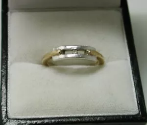 Vintage Unusual Two Colour 9ct Gold And Diamond Ring Size L.1/2 - 21521 - Picture 1 of 4