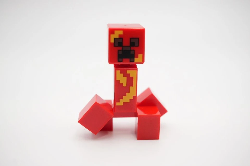 LEGO Minecraft Minifig - min108 - Creeper Exploding Creeper Red