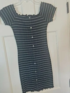 LOVE VINTAGE GIRLS STRETCHY STRIPED DRESS - SIZE LARGE - Picture 1 of 10