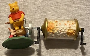 Tokyo Disneyland Winnie the Pooh vagón palomitas mini figura lechón Japón - Imagen 1 de 4