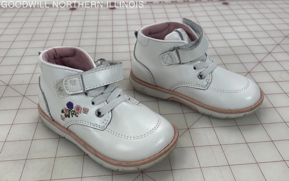 Baby's Stride Rite Quinn цветочный вышитый белая кожа кроссовки ботинки, размер 6 М - Изображение 1 из 4