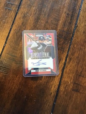 2025 帕尼 Prizm - 耸人听闻的签名 Grady Sizemore,/99 — 第 1/3 张图片