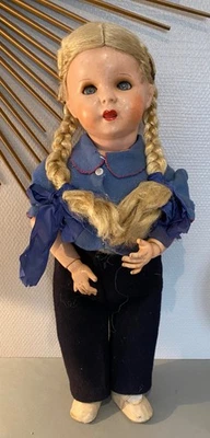 ADORABLE POUPÉE ANCIENNE MARQUE À IDENTIFIER 60 CM - Photo 1/4