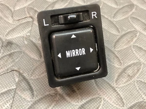 Interruptor de control de espejo retrovisor eléctrico Camry Camry para camioneta Toyota 4Runner Sienna Rav4 - Imagen 1 de 4