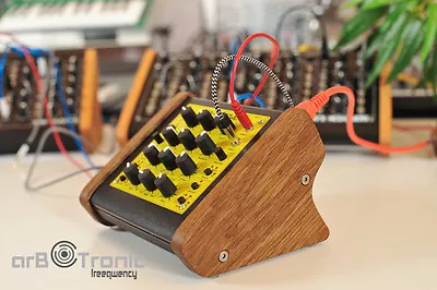 MFB Nanozwerg Echtholz Seitenteil Ständer Wooden Side Panel Desktop Stand Rack - Bild 1 von 4