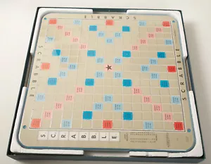 Deluxe Edition Scrabble Board Game (HSE/UD2) Crossword Rotating Lazy Susan - Picture 1 of 16