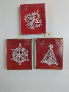 Vintage Sterling Filigree Metal White Winterlace Christmas Ornaments Set of 3 - Picture 1 of 4