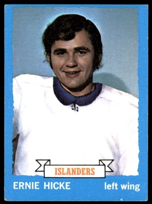 1973-74 TOPPS ERNIE HICKE NEW YORK ISLANDERS #18 EX (PEN ON BACK) - Image 1 of 2
