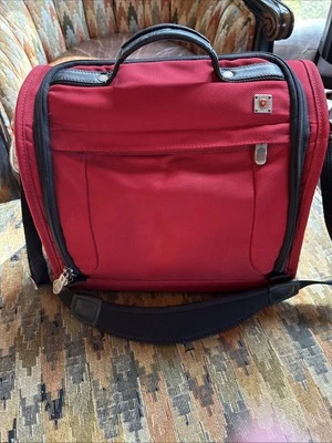 VICTORINOX Mobilizer NXT 2.0 Beauty Sak: viaje de mano Foto 1 de 4