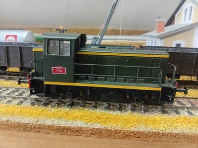 Locotracteur Y7100 échelle 0 - Photo 1/4