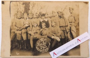 ● Souvenir d'ALDENHOVEN Allemagne groupe soldats 1920 "blessé au pied" CPA - Picture 1 of 2
