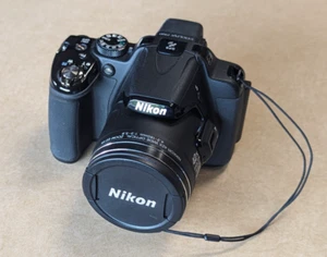 Nikon Coolpix P520 Digital Camera  18.1 MP 42x Zoom In Box W/ Manual, Charger - Picture 1 of 10