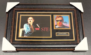 Elton John Authentic signed Autogramm CD gerahmt mit 8x10 Foto PSA Coa - Bild 1 von 3